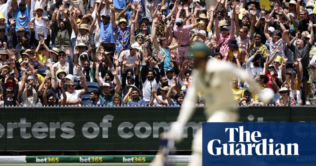 351,000… and counting: bumper Boxing Day Test breaks record for cricket crowd in Australia | Cricket 351,000… and counting: bumper Boxing Day Test breaks record for cricket crowd in Australia | Cricket