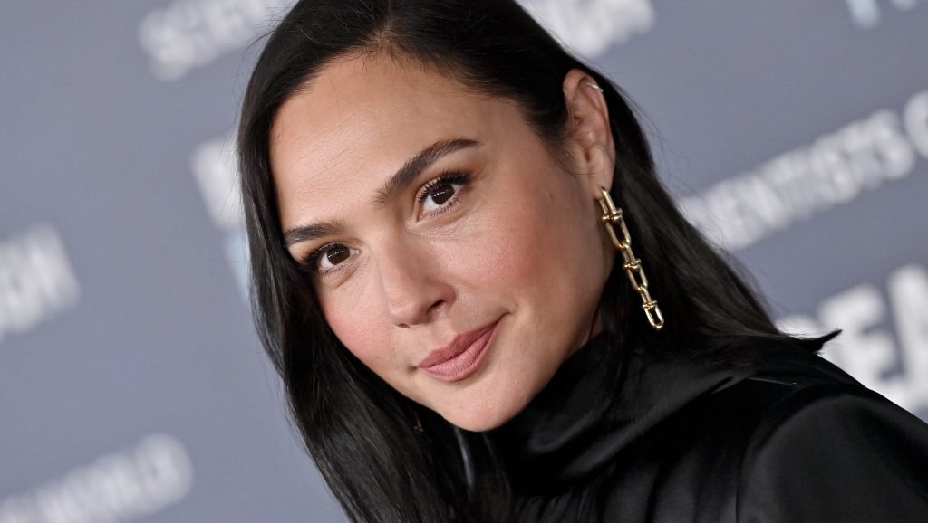 Gal Gadot Rushed To Hospital For Emergency Surgery On Brain Clot Gal Gadot Rushed To Hospital For Emergency Surgery On Brain Clot