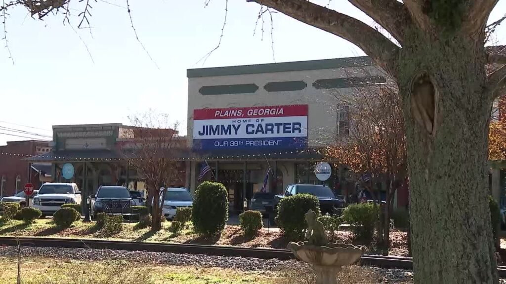 Jimmy Carter’s hometown of Plains opens its arms to mourners Jimmy Carter’s hometown of Plains opens its arms to mourners
